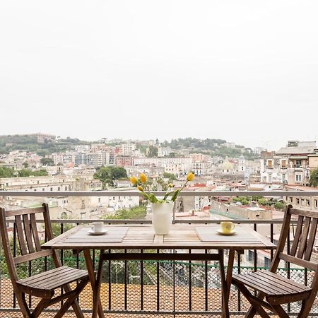 Panoramic Flat Between Materdei And Fontanelle Napoli Esterno foto